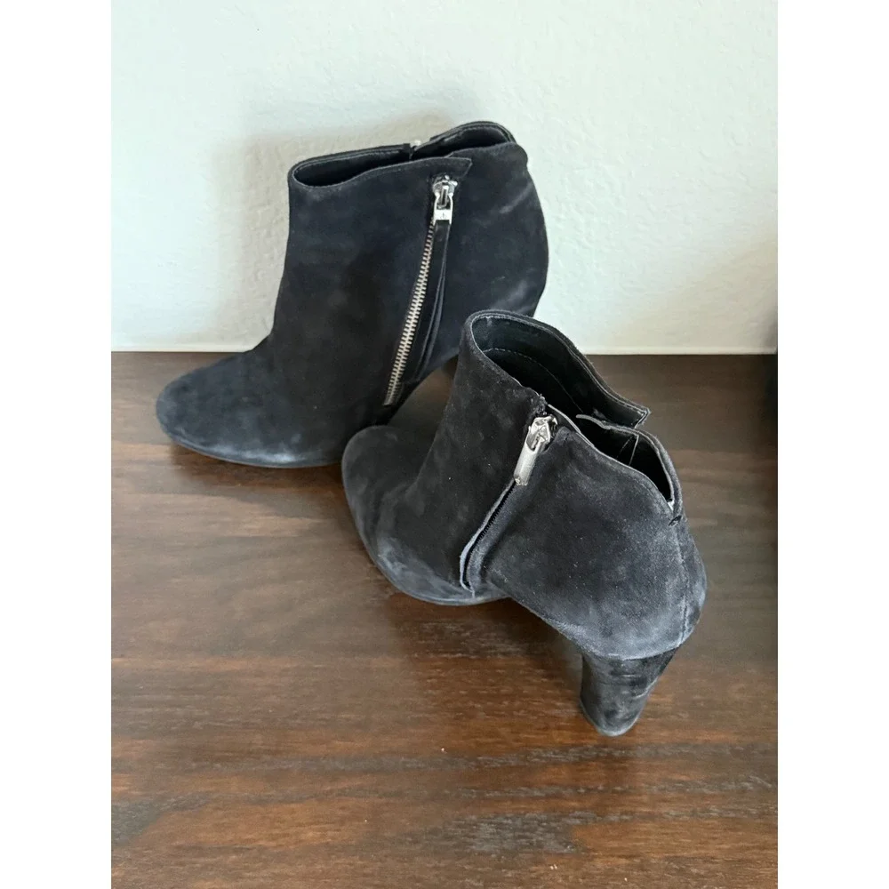Sam Edelman Black Suede Ankle Boots Block Heel Side Zip Tassel Booties Size 8
